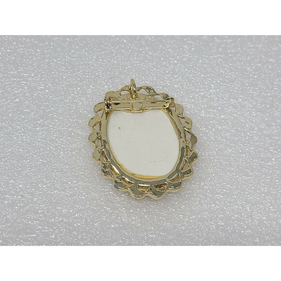 Vintage Porcelain Renaissance Scene Nicolas Lancret The Bird Cage Brooch Cracked - Picture 2 of 3